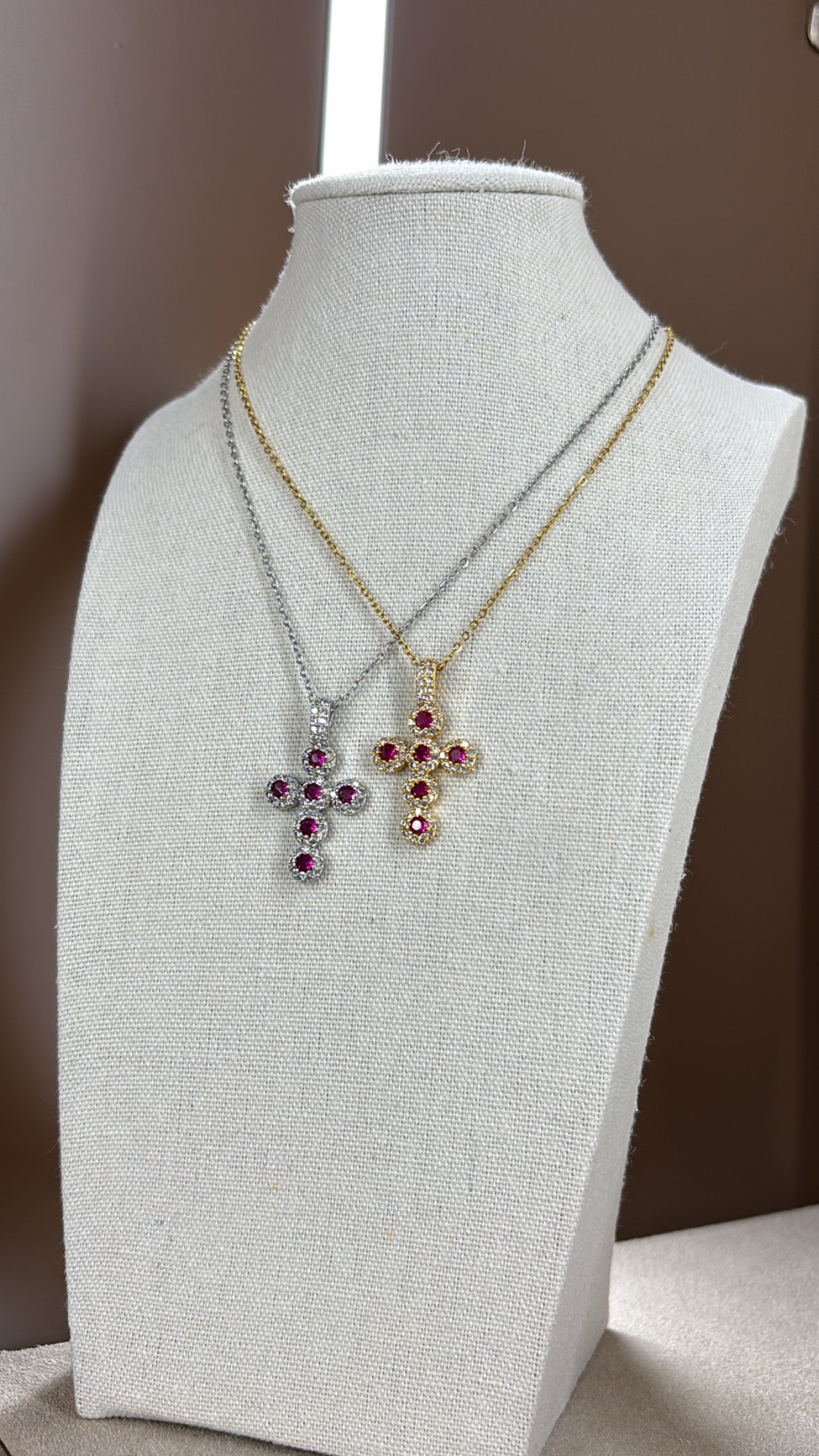 Collana Cross Color Red